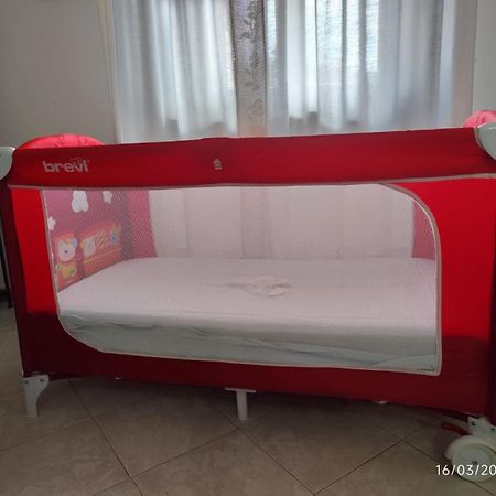 Enchanting Flat With Patio In Abbadia A Isola Монтериджони Екстериор снимка