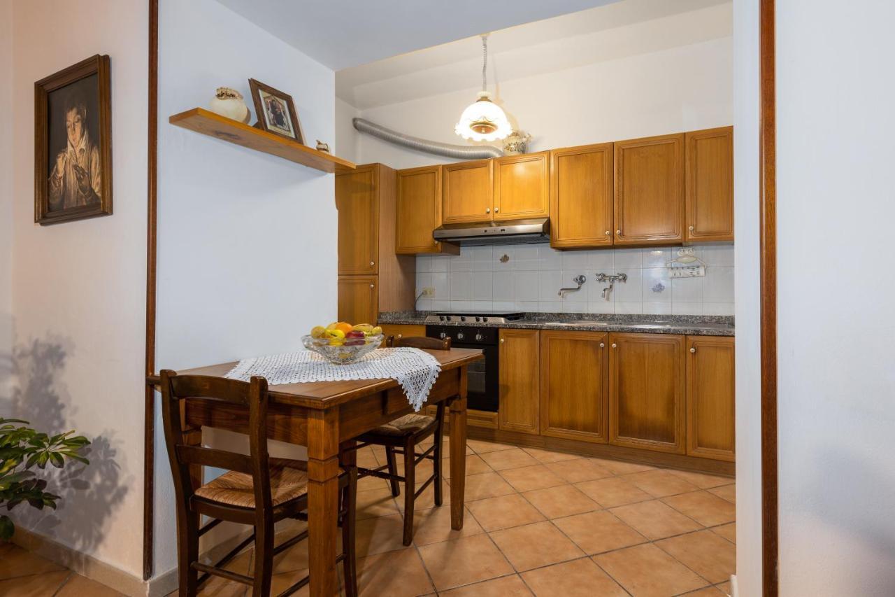 Enchanting Flat With Patio In Abbadia A Isola Монтериджони Екстериор снимка