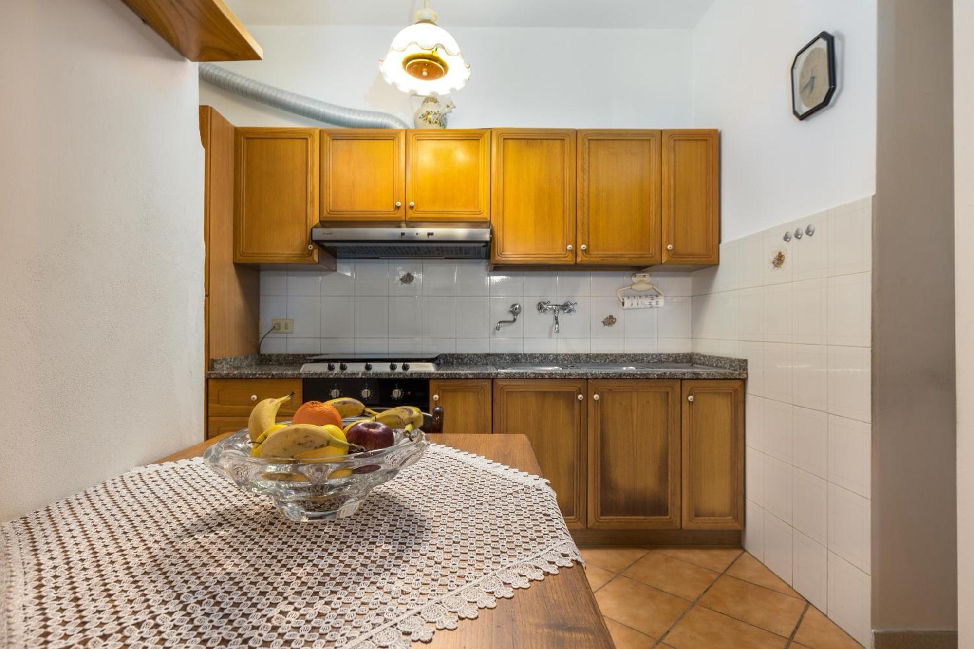 Enchanting Flat With Patio In Abbadia A Isola Монтериджони Екстериор снимка