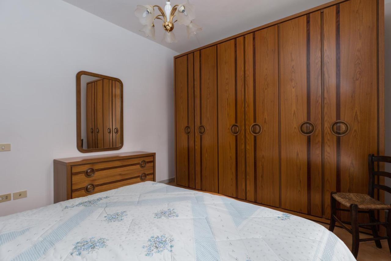 Enchanting Flat With Patio In Abbadia A Isola Монтериджони Екстериор снимка